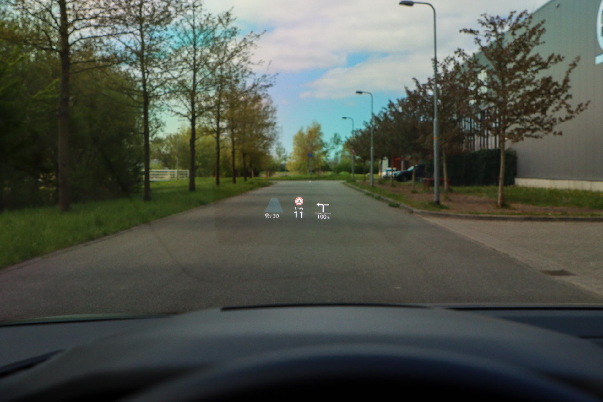 44280661-25.jpg